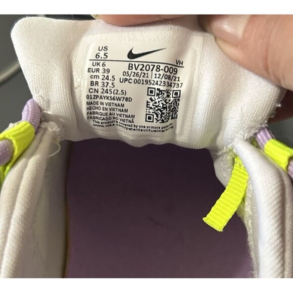 Nike SB Nyjah Free 2 Womens Black Wild Berry White Skate Shoes BV2078-009 Sz 6.5 - Picture 12 of 12